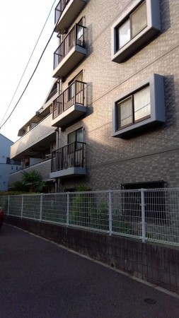 相模原市南区上鶴間本町、マンションの画像です