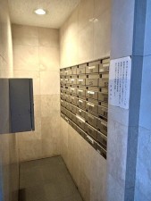 相模原市南区上鶴間本町、マンションの画像です