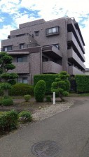 相模原市南区上鶴間本町、マンションの外観画像です
