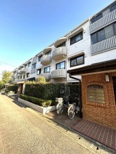 相模原市南区東林間、マンションの画像です