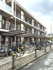 相模原市南区上鶴間本町、マンションの画像です