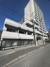 相模原市南区上鶴間本町、マンションの画像です