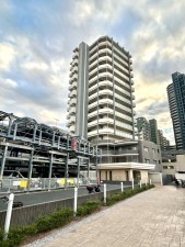 相模原市南区上鶴間本町、マンションの画像です