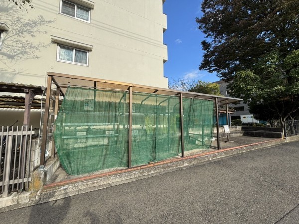相模原市南区上鶴間、マンションの画像です