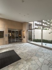 相模原市南区上鶴間、マンションの画像です