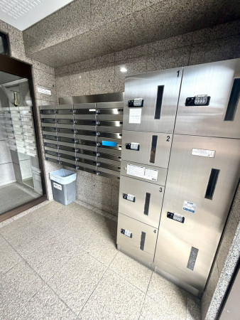 相模原市南区上鶴間本町、マンションの画像です