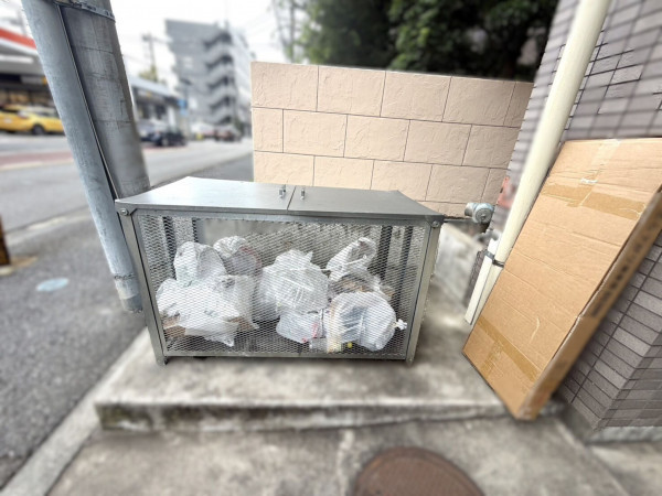 相模原市南区上鶴間本町、マンションの画像です