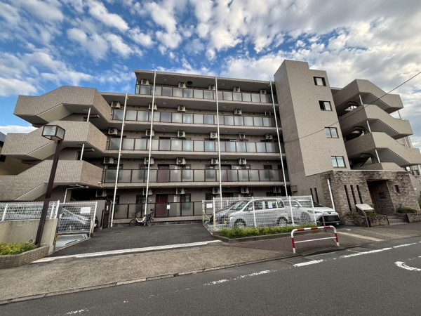 相模原市南区南台、マンションの画像です