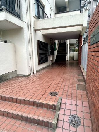 相模原市南区東林間、マンションの画像です