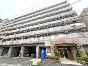 相模原市南区上鶴間本町、マンションの画像です