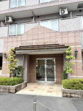 相模原市南区上鶴間本町、マンションの画像です