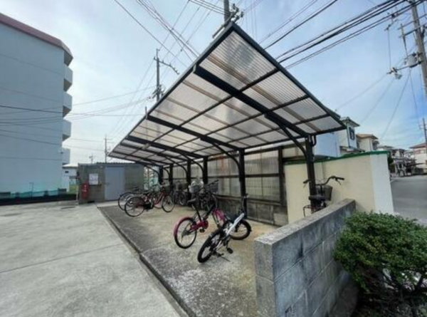 泉南市男里、マンションの画像です