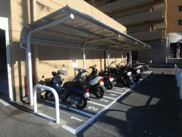 泉南市樽井、マンションの画像です