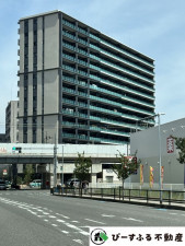 岸和田市土生町、マンションの外観画像です