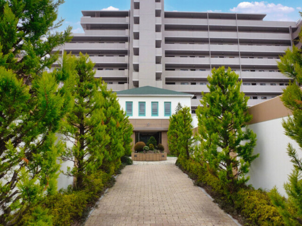 川西市新田、マンションの画像です