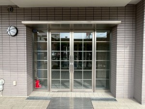 八王子市明神町、マンションのエントランス画像です