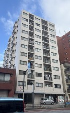 八王子市追分町、マンションの外観画像です