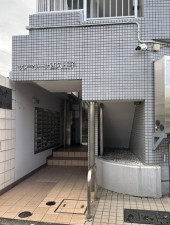 八王子市追分町、マンションの画像です