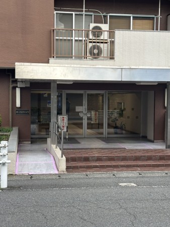 八王子市子安町、マンションのエントランス画像です