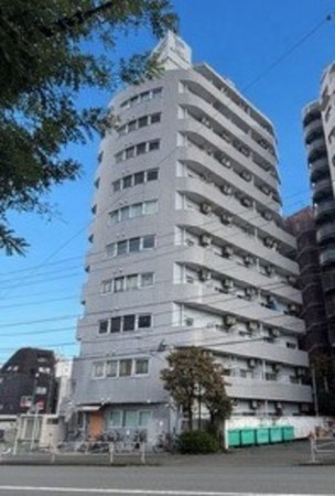 八王子市追分町、マンションの外観画像です