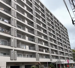 八王子市椚田町、マンションの画像です