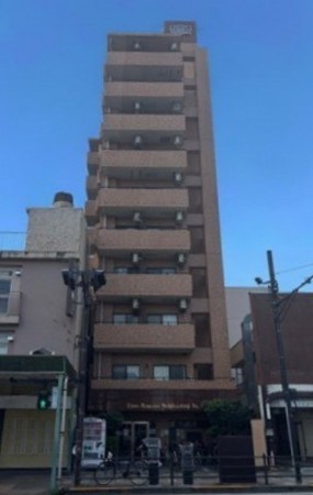 八王子市八木町、マンションの外観画像です