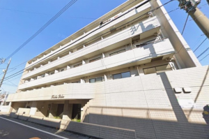 八王子市暁町、マンションの外観画像です