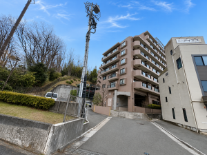 八王子市暁町、マンションの外観画像です