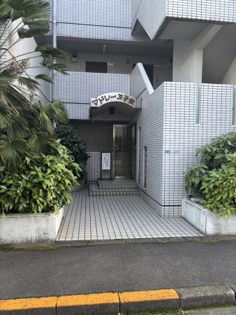八王子市子安町、マンションの画像です