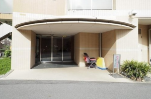 神戸市垂水区塩屋町、マンションの外観画像です