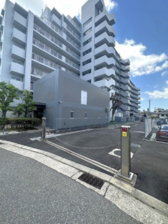 神戸市垂水区北舞子、マンションの外観画像です