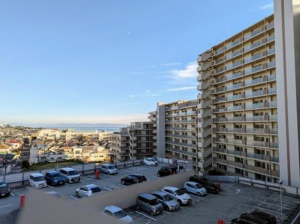 神戸市垂水区上高丸、マンションの外観画像です
