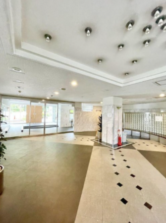 神戸市垂水区青山台、マンションのエントランス画像です