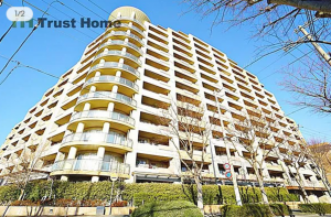 神戸市垂水区星陵台、マンションの外観画像です