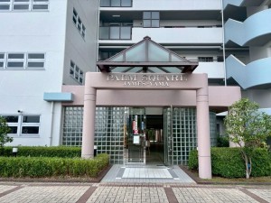 神戸市垂水区青山台、マンションの外観画像です