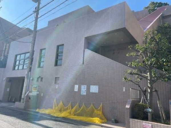 神戸市垂水区西舞子、マンションの外観画像です