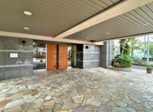 佐賀市鍋島、中古マンションのエントランス画像です