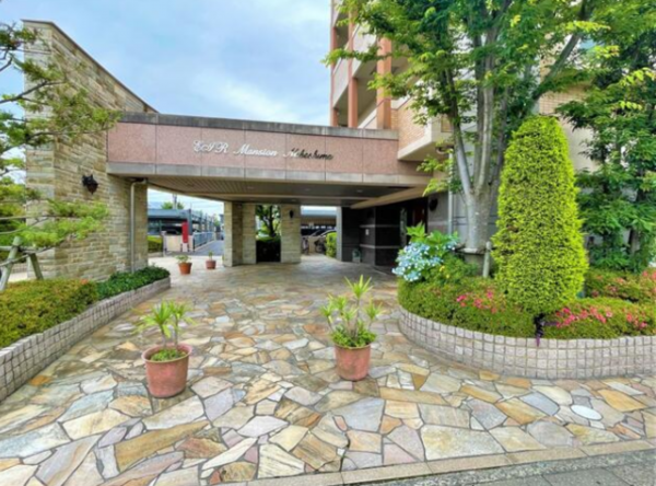 佐賀市鍋島、中古マンションのエントランス画像です