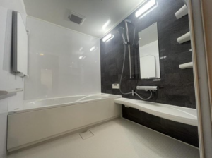 佐賀市開成、中古マンションの風呂画像です