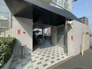 佐賀市栄町、中古マンションのエントランス画像です