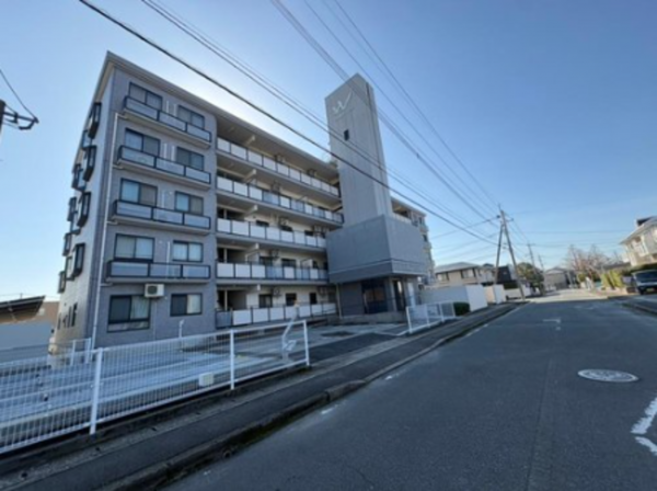 佐賀市神園、中古マンションの外観画像です