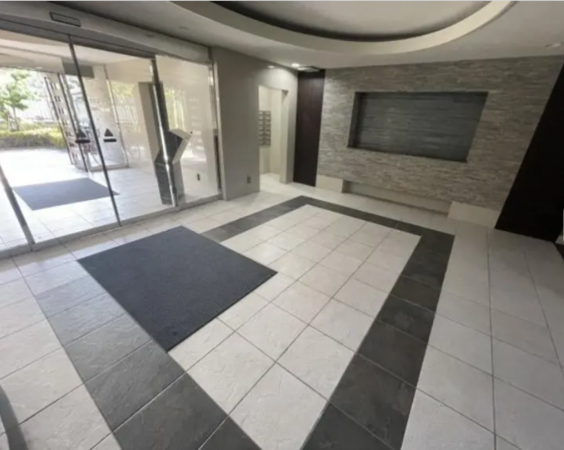 佐賀市開成、中古マンションのエントランス画像です