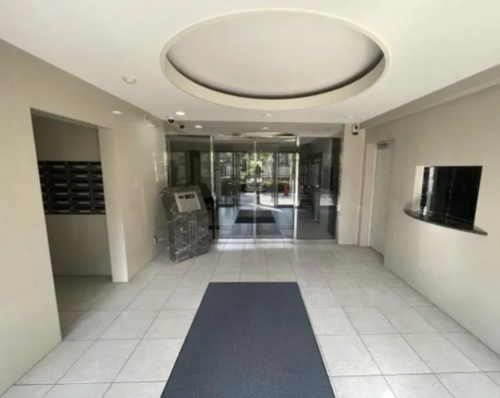 佐賀市開成、中古マンションのエントランス画像です