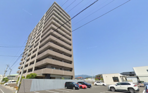 佐賀市卸本町、中古マンションの外観画像です