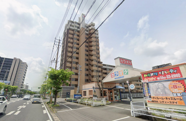 佐賀市新中町、中古マンションの外観画像です