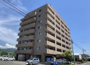 佐賀市大和町、中古マンションの外観画像です
