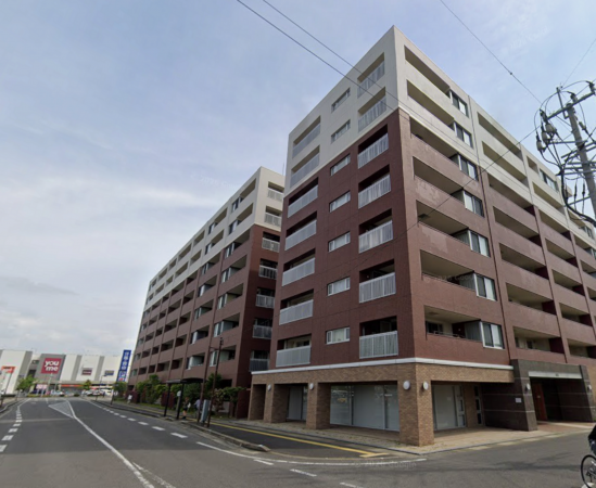 佐賀市兵庫北、中古マンションの外観画像です