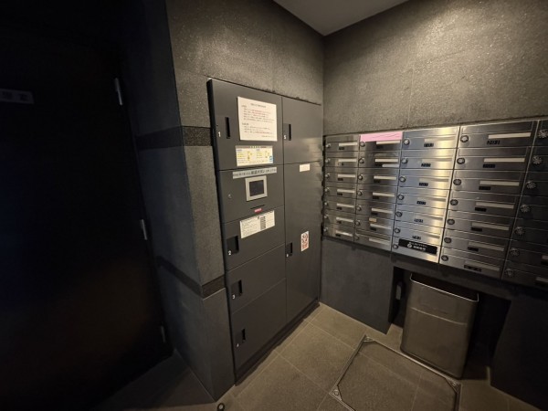 江東区毛利、マンションのエントランス画像です