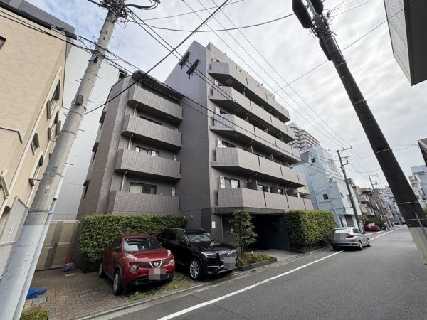 江東区毛利、マンションの外観画像です