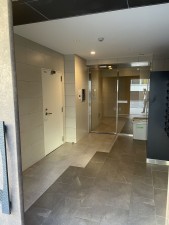 江東区海辺、マンションのエントランス画像です